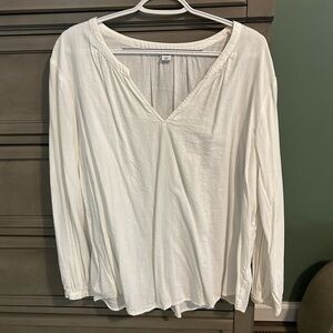 Old Navy white V-Neck Blouse
